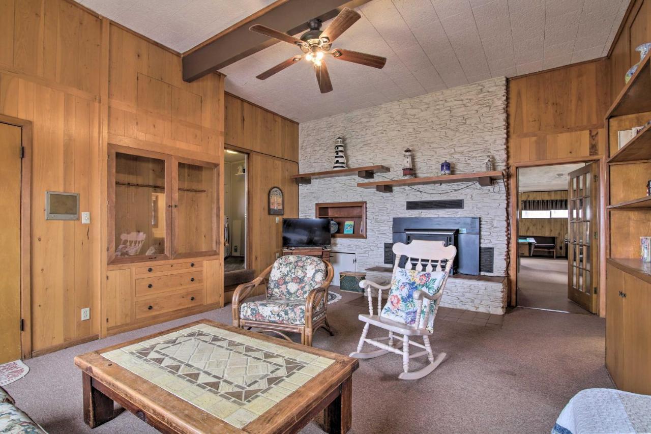 Rustic Lake Buchanan Hideaway With Game Room And Grill Tow エクステリア 写真