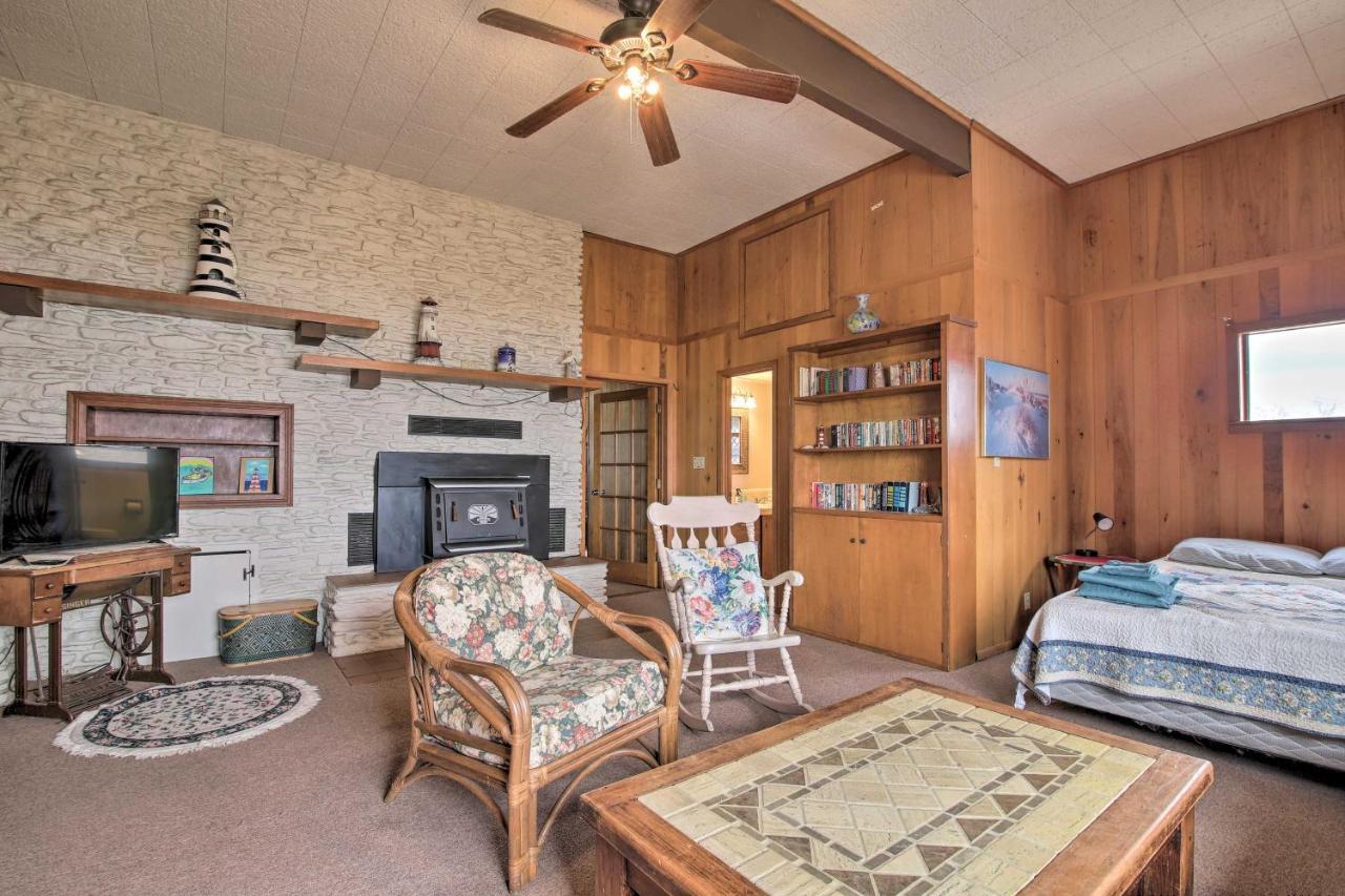 Rustic Lake Buchanan Hideaway With Game Room And Grill Tow エクステリア 写真