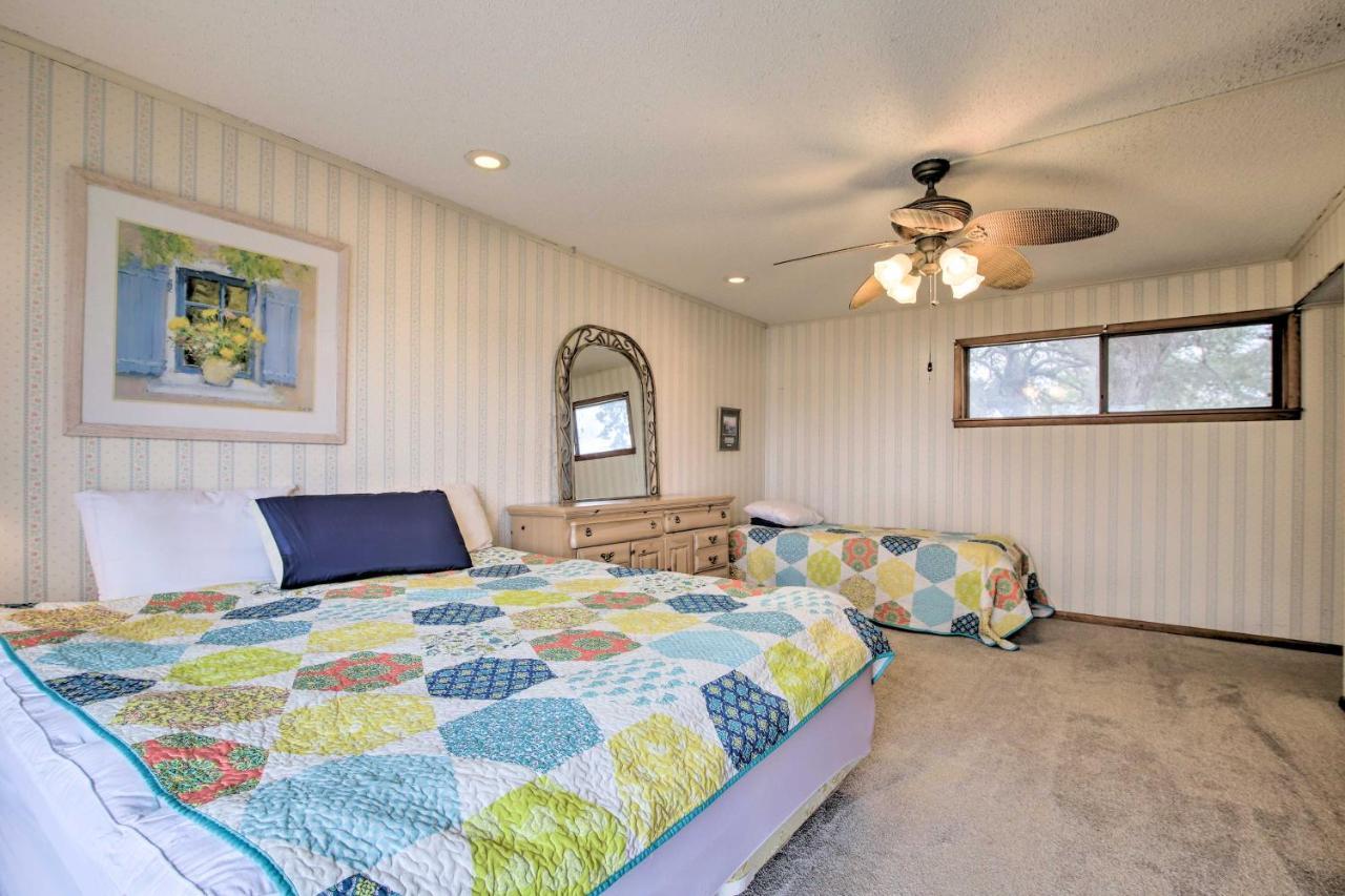 Rustic Lake Buchanan Hideaway With Game Room And Grill Tow エクステリア 写真