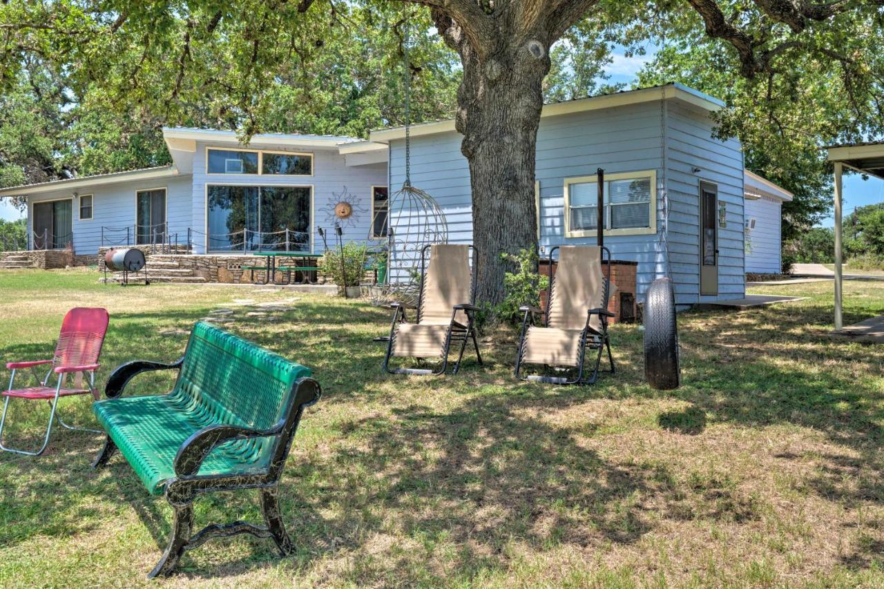 Rustic Lake Buchanan Hideaway With Game Room And Grill Tow エクステリア 写真