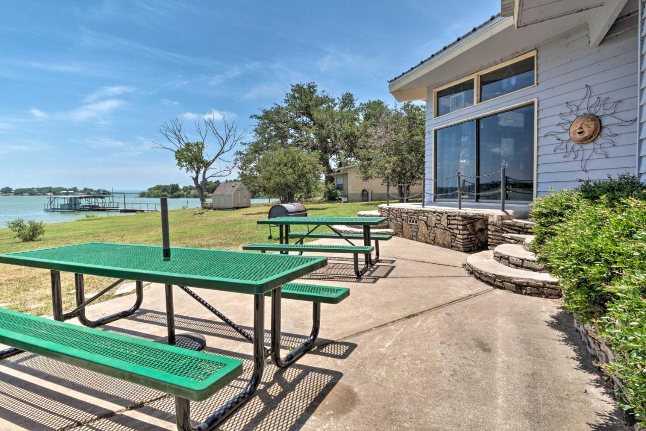 Rustic Lake Buchanan Hideaway With Game Room And Grill Tow エクステリア 写真