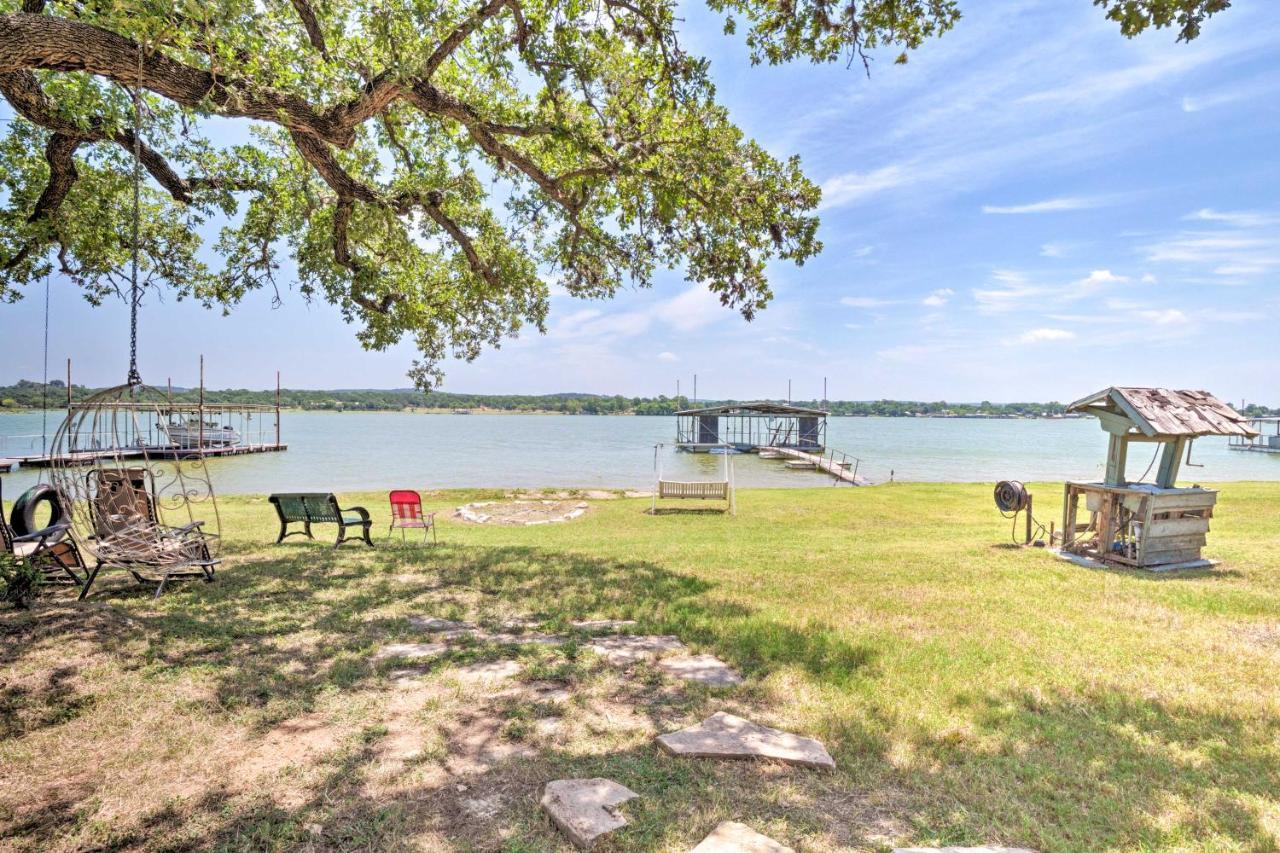 Rustic Lake Buchanan Hideaway With Game Room And Grill Tow エクステリア 写真